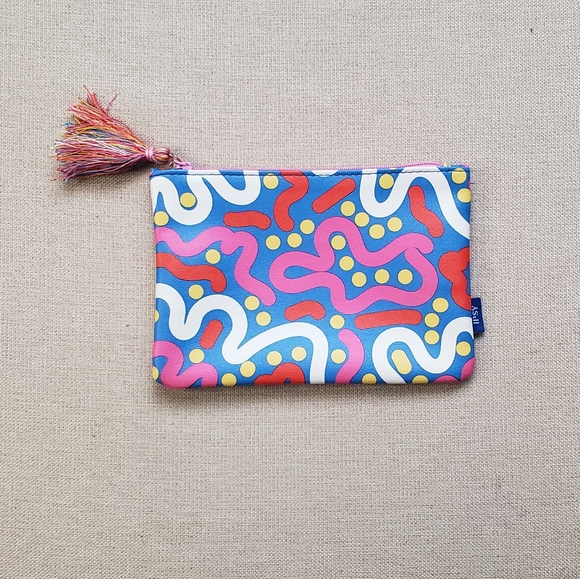 ipsy Bag Bundle - Picture 2 of 11